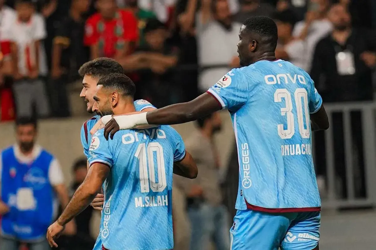 صلاح يقود الهجوم.. تشكيل طرابزون سبور أمام بشكتاش في الدوري التركي