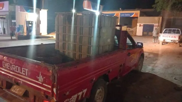 ضبط 8 أطنان سولار ومواد بتروكيماوية و125 عبوة مجهولة المصدر في مطروح