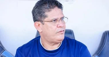 أيمن الرمادي يرسل رسالة قوية لمجلس إدارة البنك الأهلي عقب تجديد التعاقد 1 20250913110425425