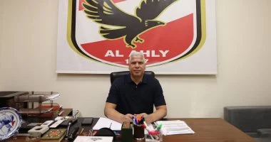 وائل جمعة ينطلق في مهام جديدة مع النادي الأهلي ويعزز الجهاز الفني 1 20260610080259259 427