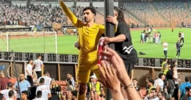 محمد عواد يثير الجدل بصورة جديدة تجمعه بمشجعي الزمالك 1 202606180231513151 300