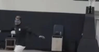 202606260255425542 391