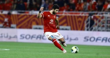 الأهلي يحيي ذكرى الوفاء بتكريم أيمن أشرف من الجيل الذهبي بحضور كولر 1 202112221033323332