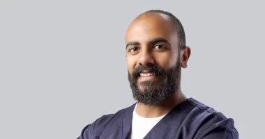 الإسماعيلي يعتمد إجراءات جديدة لتعزيز وتطوير الخدمات الطبية في القطاع الصحي 1 202607060927112711 400