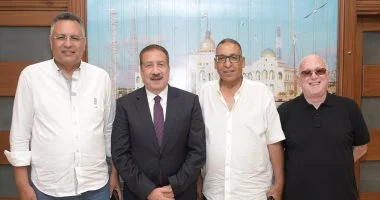 محافظ بورسعيد يبحث مع قيادات المصري وقطاع الناشئين دعم تطوير النادي 1 202607180318201820 12610